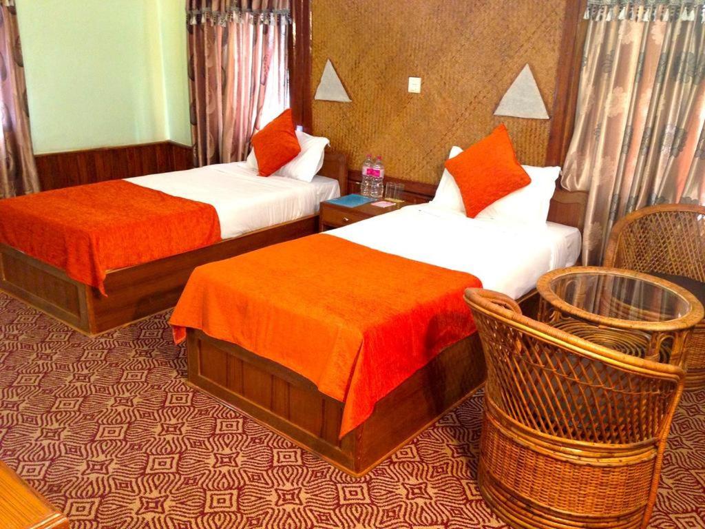 Himalayan Deurali Resort Pokhara Exterior foto